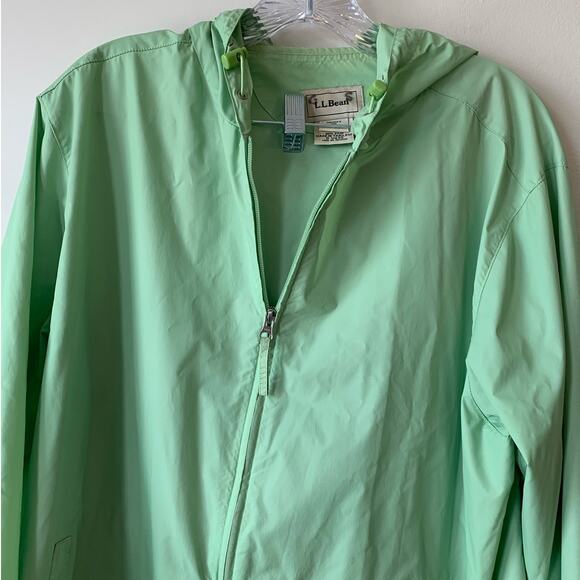 Size XL Women’s L.L. Bean Windbreaker Jacket Chartreuse Green w/ Hood 1990s - Picture 10 of 11